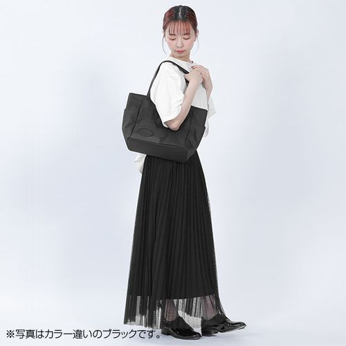 デイジーシンプルポケット2 トート（グレー） | MARY QUANT ONLINE