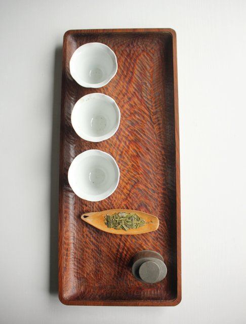 A pine wood plate ヤニ松 老松 肥松 刳貫煎茶盆 X143 | Nobiru
