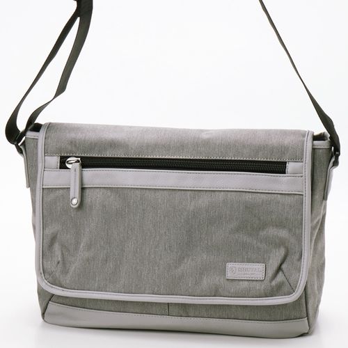 ビーシーイシュタル IOB-7303 ボン A4撥水フラップショルダーバッグ