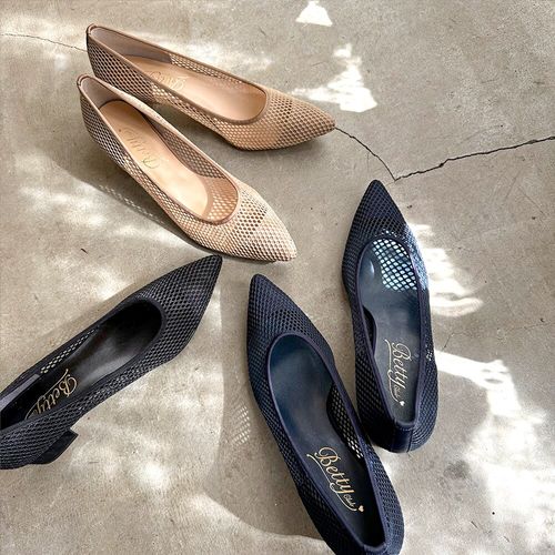 ベティクラブ 【25春夏新作】ポインテッドトゥ メッシュパンプス