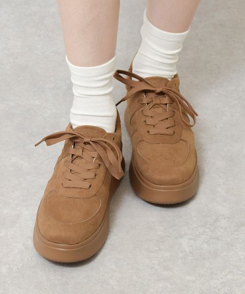 トゥクン（tukn．）/【超軽量】大人のための 厚底スニーカー きれいめ 5．5cmヒール トゥクン 【超軽量】大人のための 厚底スニーカー きれいめ 5.5cm