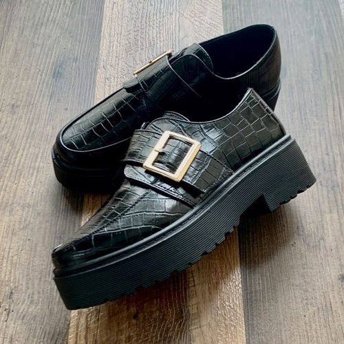 シューズインクローゼット(Shoes in Closet) 軽量 厚底ソール