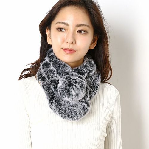 ファビオラ(Faviora) 【簡単着脱・洗える】フェイクファーポン付