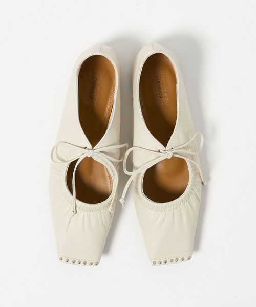 CHEMBUR＞SQ STUDS リボン フラットシューズ | UNITED ARROWS LTD