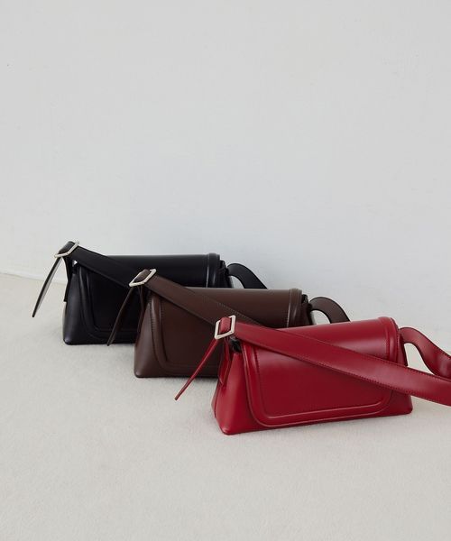 EMMEL REFINES フラップショルダーバッグ EMMEL REFINES＞EM フラップ ショルダーバッグ | - Buyee日本