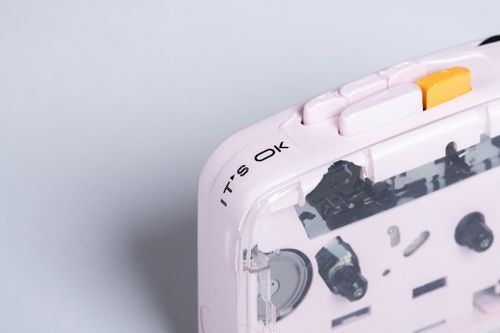 NINM Lab | IT'S OK Bluetooth 5.0 Cassette Player | HAFEN