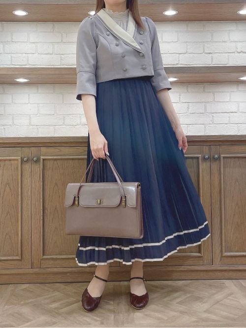 THREE FIFTY STANDARD 変形ドット柄のランダムプリーツスカート