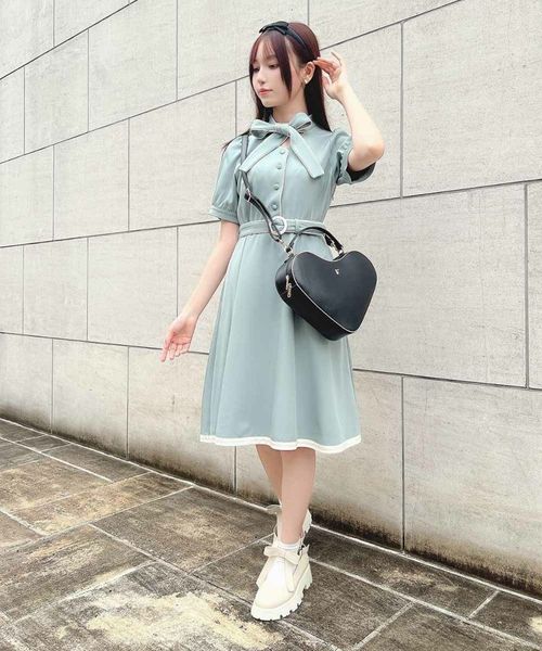 美品 総柄ワンピ キレイ目ワンピース パイピングワンピ 某タイワンピース marai ワンピース 春 レディース 長袖 柄 総柄 大きいサイズ