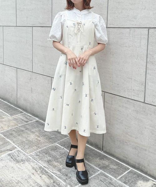 プチレースアップ小花柄刺繍キャミワンピース/F i.n.t