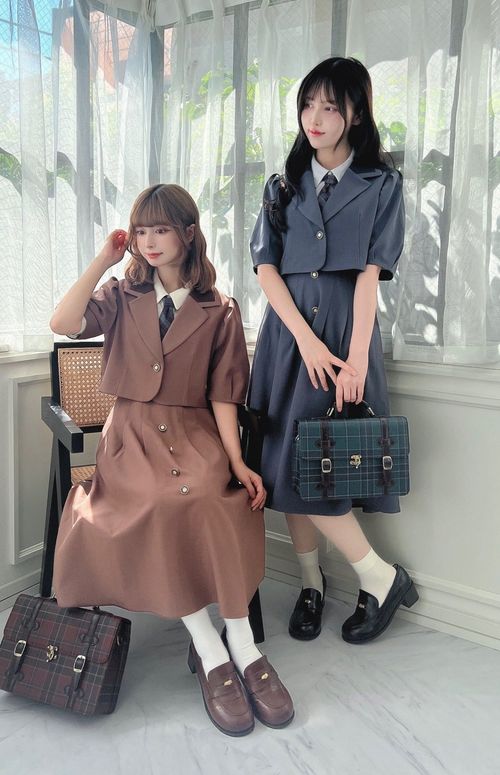 ローズ刺繍ビッグカラーオーバーコート/an another angelus