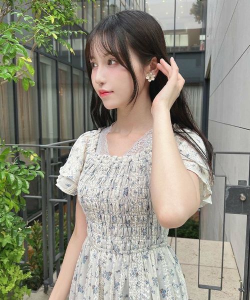 フリル使い小花柄シャーリングワンピース/F i.n.t [55AE02g008] | F