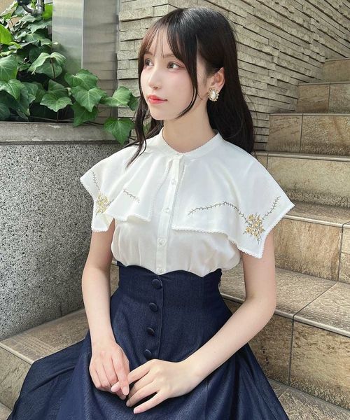 リトルローズ刺繍カットワーク衿ブラウス/F i.n.t [53AF02g016