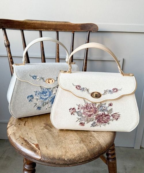 【新品】ローズ刺繍フラップハンドバッグ【希少】 ローズ刺繍フラップハンドバッグ/an another angelus [57BC05a002] | F