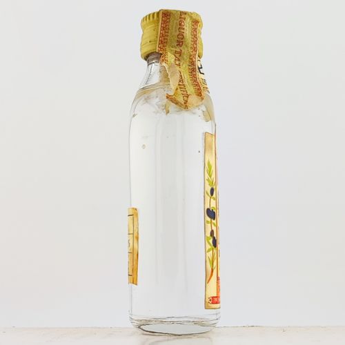 ゴードン ロンドン ドライ ジン GORDON'S LONDON DRY GIN | Nostalgic