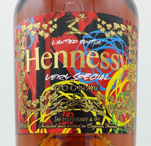 ヘネシーV.S リミテッドエディション Hennessy V.S LIMITED EDITION By