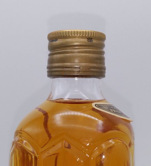 角瓶発売60周年記念ウイスキー 特角10年 | Nostalgic liquor - Buyee