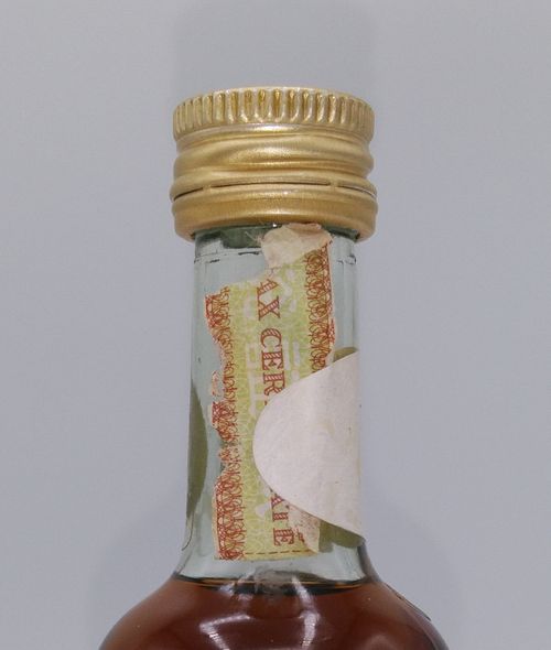 ジャズ ヘネシー スリースター スリースター JA's Hennessy ヘネシー スリースター（Hennessy three star） | お酒買取専門
