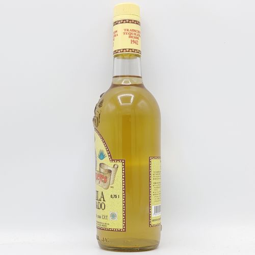 トレス・マゲイヤス テキーラ レポサード tres magueyes TEQUILA