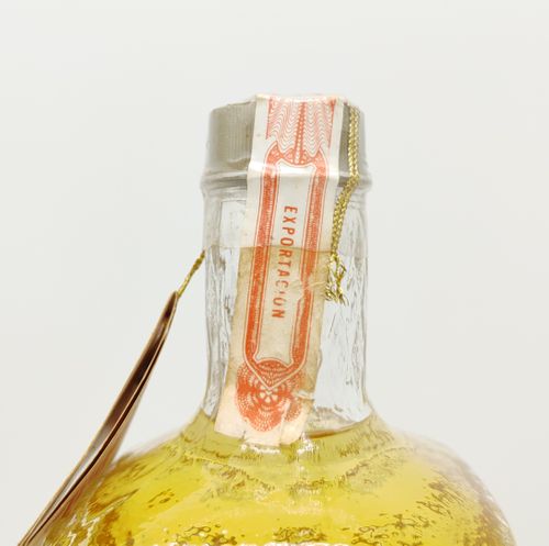 従価 オルメカ テキーラ アネホ OLMECA TEQUILA ANEJO 【NOM