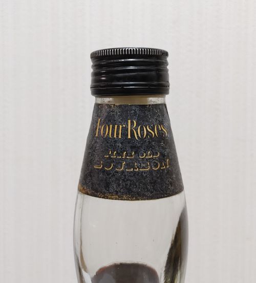 ◎希少◎FOUR ROSES FINE OLD BOURBON　未開封　旧ラベル FOUR ROSES フォアローゼス ブラックラベル 旧ラベル 700mI - メルカリ