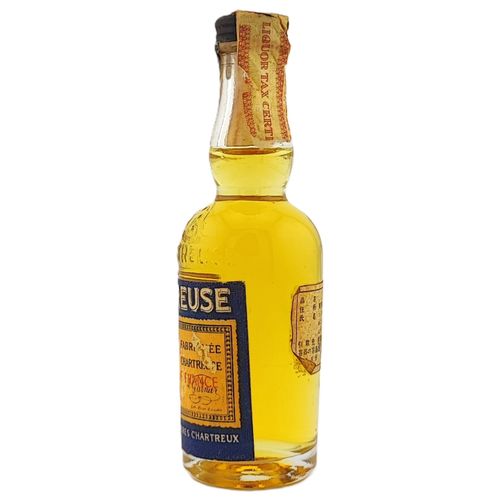 シャルトリューズ ジョーヌ CHARTREUSE Jaune | Nostalgic liquor