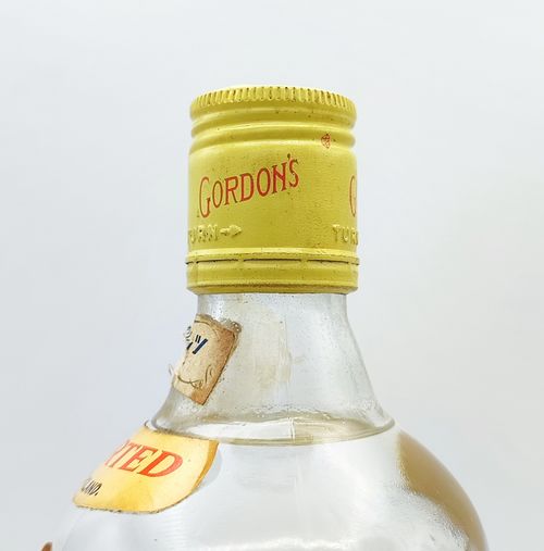 ゴードン ロンドン ドライ ジン GORDON'S LONDON DRY GIN | - Buyee 