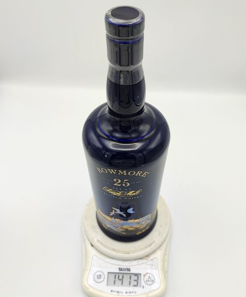 ボウモア 25年 BOWMORE 25years old ISLAY Single Malt SCOTCH ボウモア 25年 BOWMORE 25years old ISLAY Single Malt SCOTCH