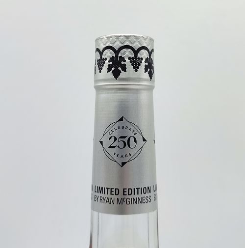ヘネシー V.S リミテッドエディション HENNESSY V.S LIMITED EDITION