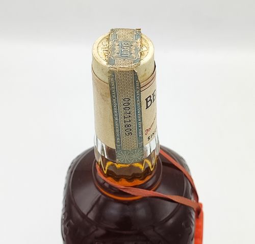 JIM BEAN 700cc　特級 Amazon.co.jp: ジムビーム 700ml [JimBeam バーボン ウイスキー