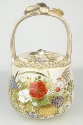 茶道具　石井隆鳳作　吹寄蒔絵　螺鈿装飾　銀杏紅葉文　大棗　共箱　V　R6604 茶道具 石井隆鳳作 吹寄蒔絵 螺鈿装飾 銀杏紅葉文 大棗 共箱 V R6604