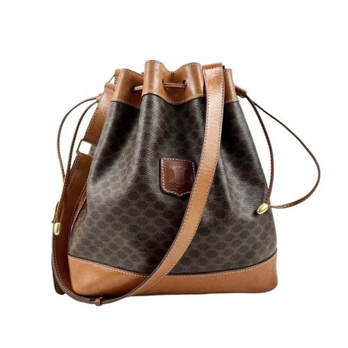 バーバリー 巾着　レザー　ショルダーバッグ BURBERRY<BR> バーバリー 巾着ショルダーバッグ | CARA VINTAGE&SELECT