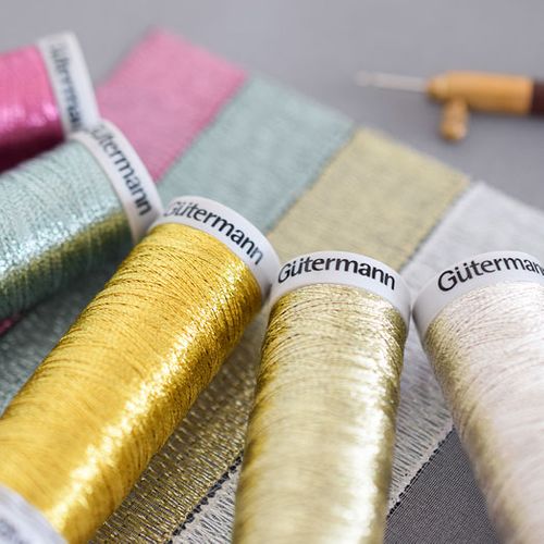 ギッターマン】メタリックミント・200m巻き | 小さな手芸屋さん