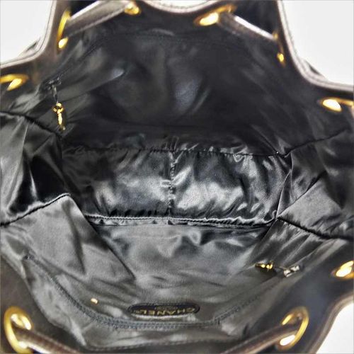 シャネル ショルダーバッグ CHANEL ラムスキン マトラッセ
