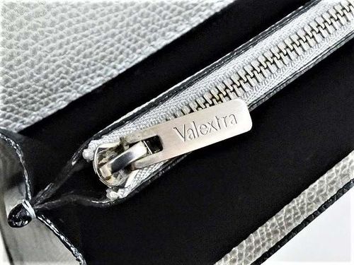 ヴァレクストラ　財布 毎日使う『財布』だからこそ「ヴァレクストラ」の意匠を感じる優美な