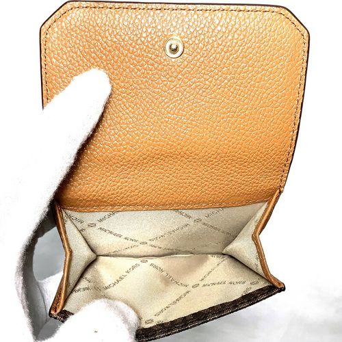 美品】マイケルコース（MICHAEL KORS)PVC2つ折りWホック財布 