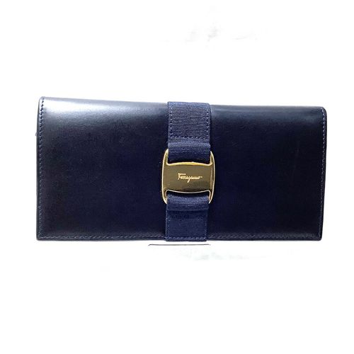 新作SALEセール30%OFF Salvatore Ferragamo 二つ折り長財布 ヴァラ ...