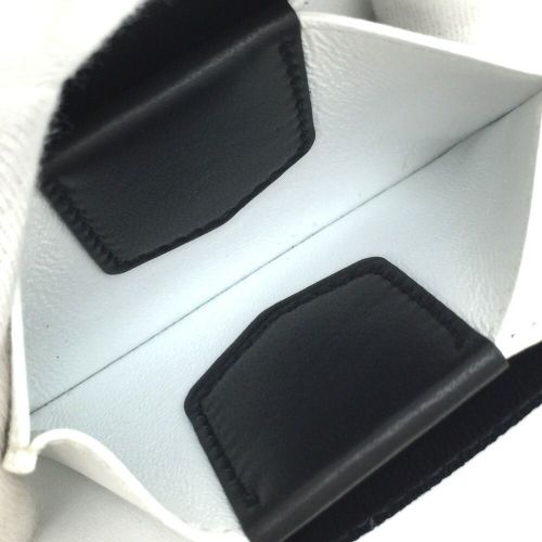 大特価！アレキサンダーマックイーン カードケース スカル ロゴ ロング