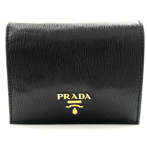 PRADA】プラダ 三つ折り財布 ブラック×シルバー金具 PRADA】プラダ 三つ折り財布 ブラック×シルバー金具