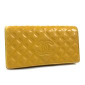 保存箱付 グッチ 長財布 シマ レザー ハート GG ゴールド金具 フラップ グッチ 長財布 シマレザー ハート ロゴプレート GG柄 エンボス
