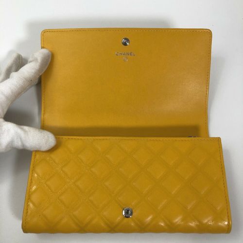 シャネル CHANEL ラウンドファスナー長財布 レザー イエロー レディース 送料無料【中古】 56361a シャネル 長財布 マトラッセ レザー イエロー シルバー金具 レディース