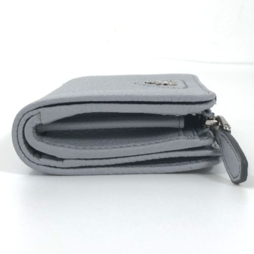 PRADA ヴィッテロダイノ 長財布 二つ折り財布 シボ革 ブルー 金ロゴ PRADA ヴィッテロダイノ 長財布 二つ折り財布 シボ革 ブルー 金