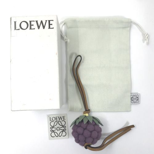 LOEWE】ロエベ ボールド チャーム クラシックカーフ (LOEWE/キーホルダー・キーリング) CL13231X02【BUYMA】
