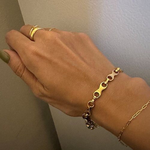 【美品】　ジバンシー　チェーン　ブレスレット　ゴールド　アクセサリー　465 ロゴチェーンブレスレット ゴールド ヴィンテージ|ジバンシー