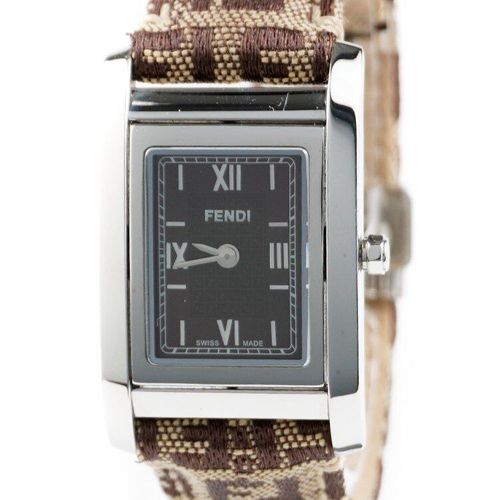 良品】FENDI ズッカ柄ベルトQZ腕時計7600L ブラウン