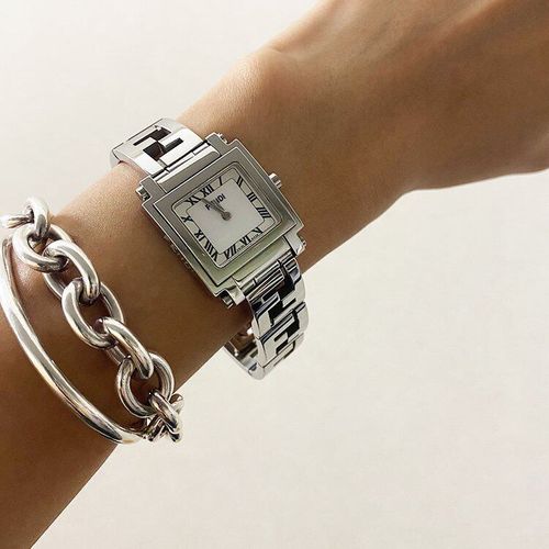 オロロジQZ腕時計6000L シルバー ヴィンテージ|フェンディ FENDI