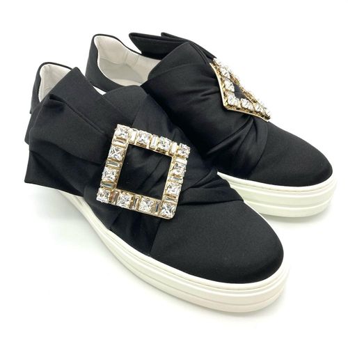 ロジェヴィヴィエ Roger vivier ビジュー スニーカー サテン