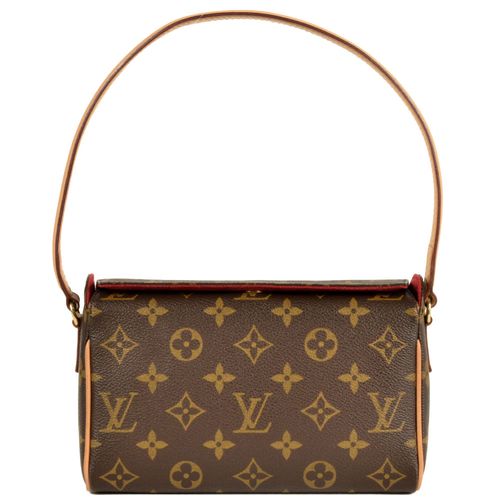 エルメス HERMES マグネット式 壁取付 スカーフホルダー