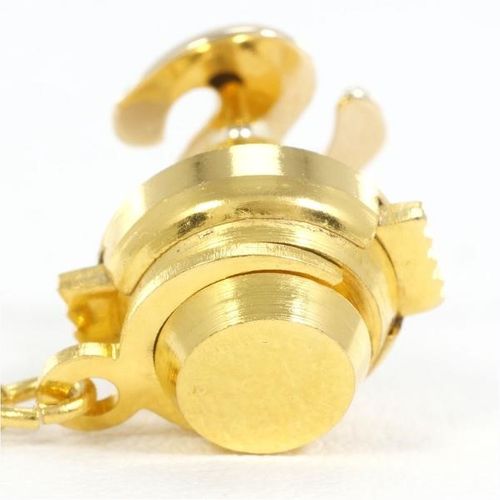 ブローチ K18 YG イエローゴールド