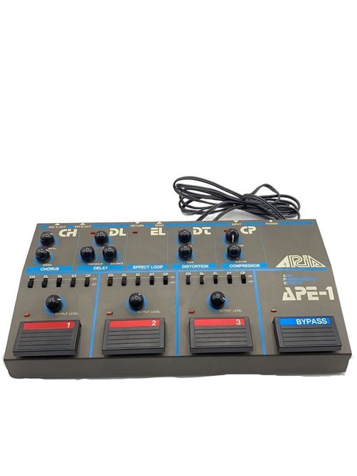 ARIA APE-1 マルチエフェクター 日本製 Aria APE-1 マルチエフェクター コーラス ディレイ