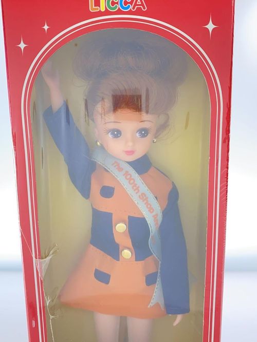 Rira＊まとめ買い歓迎 TAKARA 女の子に人気 リカちゃん トイザらス100店舗記念 女の子